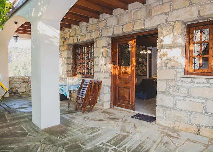 Revecca House * Ayios Mamas