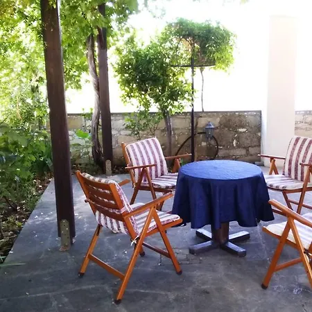 Revecca House Semesterbostad *