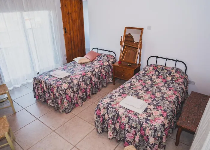 Revecca House Holiday home Agios Mamas